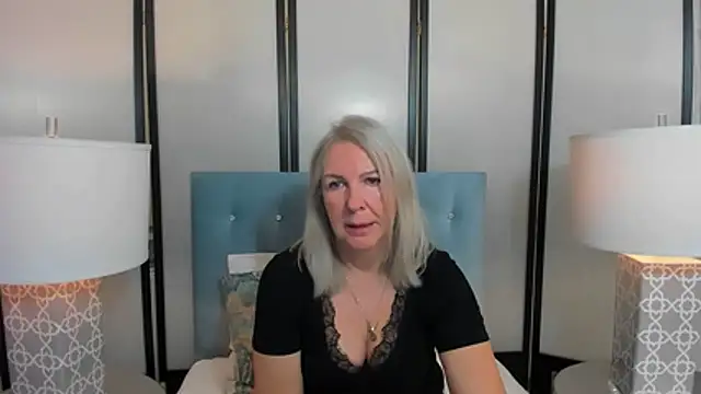 EricaTop online show from 10/18/25, 05:09