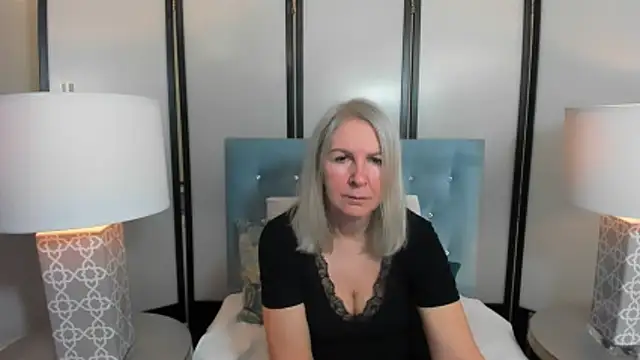 Snapshot of EricaTop chatting on 02/05/26, 09:21 EricaTop online show from 02/05/26, 09:21