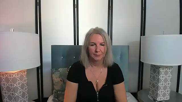 EricaTop online show from 02/22/25, 09:34