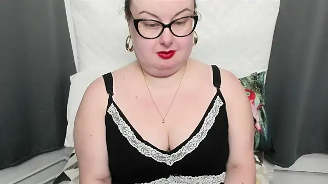 Snapshot of dirtyBonnie chatting on 03/04/25, 07:01 dirtyBonnie online show from 03/04/25, 07:01