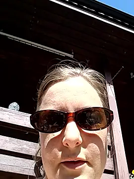 Snapshot of SwedishJennifer chatting on 06/01/26, 12:16 SwedishJennifer online show from 06/01/26, 12:16