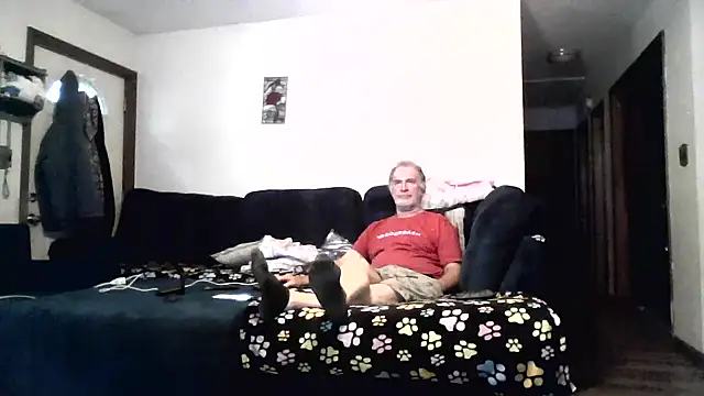 Snapshot of Sweet_Sexy1963 chatting on 10/07/25, 01:56 Sweet Sexy1963 online show from 10/07/25, 01:56