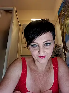 lucillabollente online show from 06/15/26, 04:12