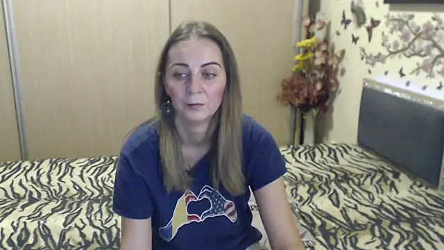 Snapshot of MirabelaSweet chatting on 02/28/26, 08:14 MirabelaSweet online show from 02/28/26, 08:14