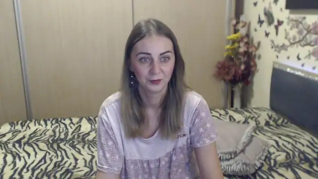 Snapshot of MirabelaSweet chatting on 03/06/26, 11:49 MirabelaSweet online show from 03/06/26, 11:49