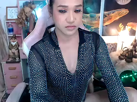 AsianMariaTs online show from 11/11/25, 02:34