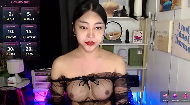 AsianMariaTs online show from 02/11/25, 11:53