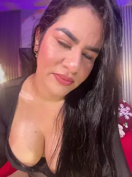 Zafira Alabi online show from 12/18/25, 03:27