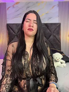 Zafira Alabi online show from 02/05/26, 02:02