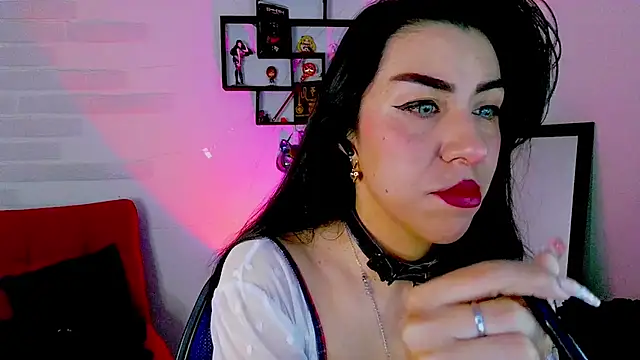 sky girl1 online show from 10/18/25, 03:08