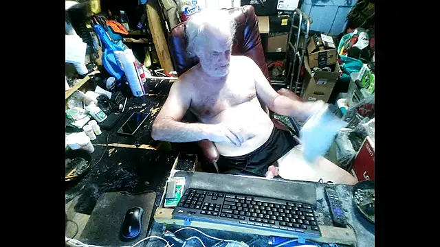 russtee online show from 01/15/26, 07:39