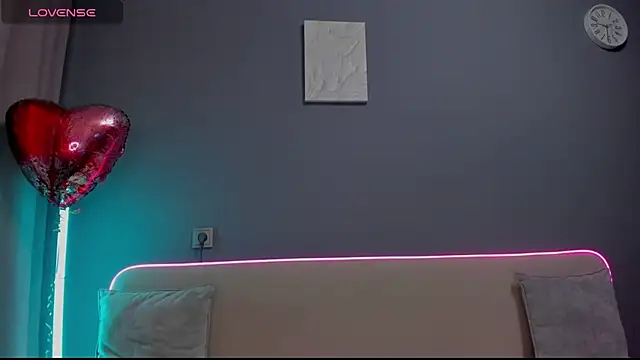 Malika Lisan online show from 02/16/26, 02:32