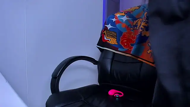 Lisegg  online show from 03/28/26, 12:39