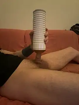 LionBoy1976 online show from 10/04/25, 09:22