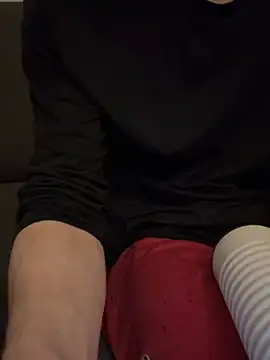 LionBoy1976 online show from 04/16/26, 05:41