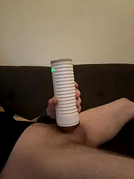 LionBoy1976 online show from 11/18/25, 05:44