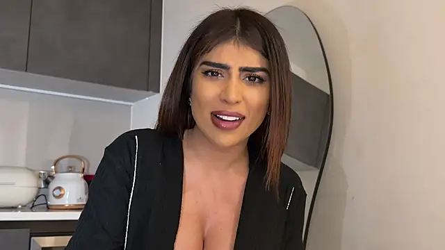 Snapshot of ArabicBarbie chatting on 02/07/26, 11:02 ArabicBarbie online show from 02/07/26, 11:02