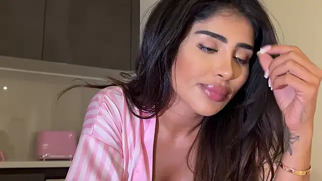 Snapshot of ArabicBarbie chatting on 09/22/25, 08:04 ArabicBarbie online show from 09/22/25, 08:04