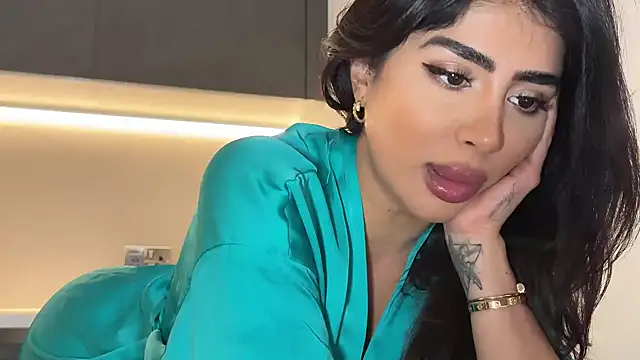 Snapshot of ArabicBarbie chatting on 02/23/25, 10:09 ArabicBarbie online show from 02/23/25, 10:09