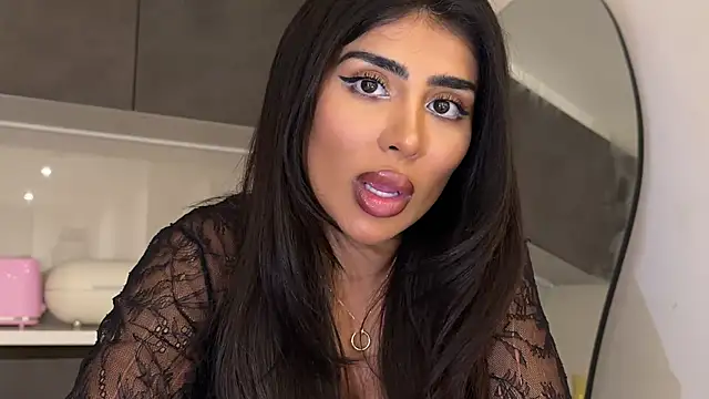 ArabicBarbie online show from 11/30/25, 11:05