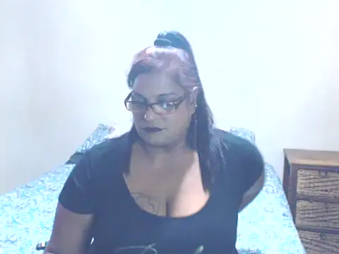 sexylax17 online show from 06/03/26, 04:44