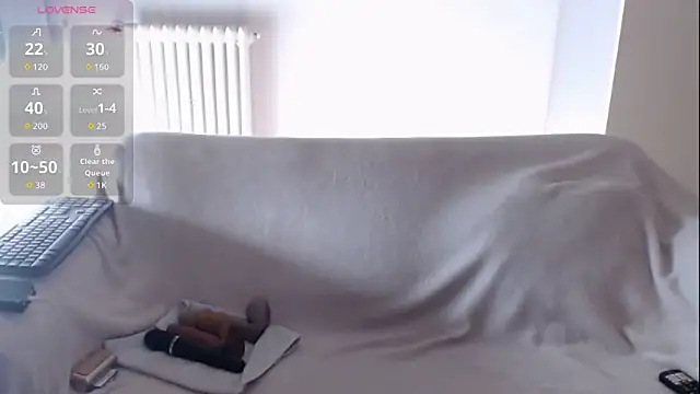 bunnymilf1 online show from 04/13/26, 09:35