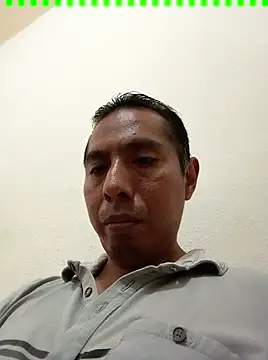 Snapshot of desnudo_Sexoxo chatting on 02/02/25, 04:26 desnudo Sexoxo online show from 02/02/25, 04:26