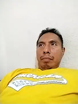 Snapshot of desnudo_Sexoxo chatting on 03/07/25, 02:25 desnudo Sexoxo online show from 03/07/25, 02:25