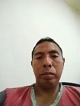 Snapshot of desnudo_Sexoxo chatting on 05/08/26, 09:29 desnudo Sexoxo online show from 05/08/26, 09:29
