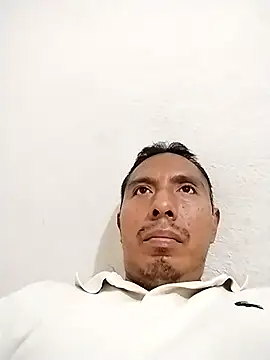 Snapshot of desnudo_Sexoxo chatting on 02/26/25, 03:46 desnudo Sexoxo online show from 02/26/25, 03:46
