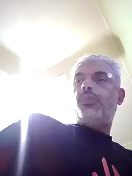 dammilano33 online show from 09/12/25, 10:31