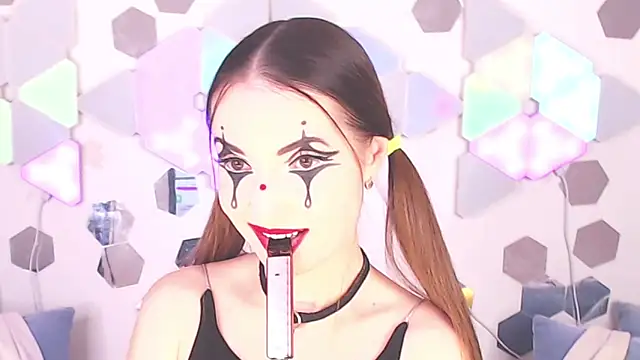 LexiKiss online show from 10/14/25, 02:23