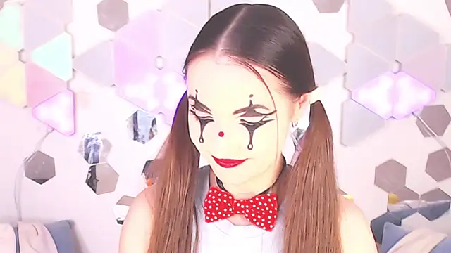 LexiKiss online show from 11/11/25, 11:09