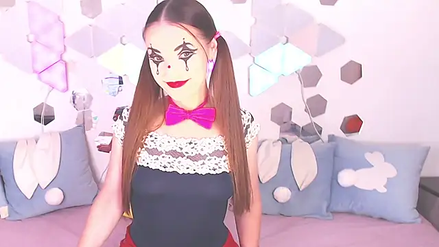 Snapshot of LexiKiss chatting on 07/14/26, 07:09 LexiKiss online show from 07/14/26, 07:09