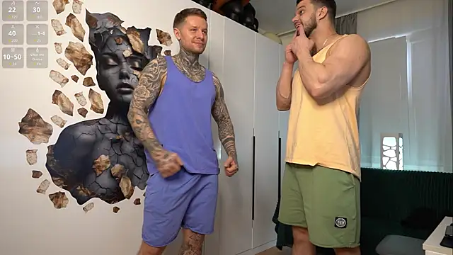 Snapshot of NickHOWLEN chatting on 10/23/25, 12:15 NickHOWLEN online show from 10/23/25, 12:15