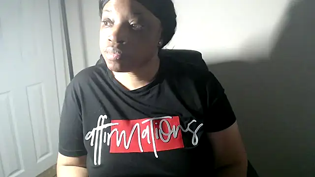 Sexymona1218 online show from 05/28/26, 09:49