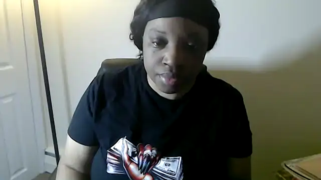 Sexymona1218 online show from 05/22/26, 08:56