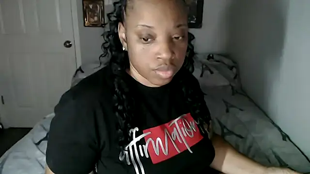 Sexymona1218 online show from 10/14/25, 03:29