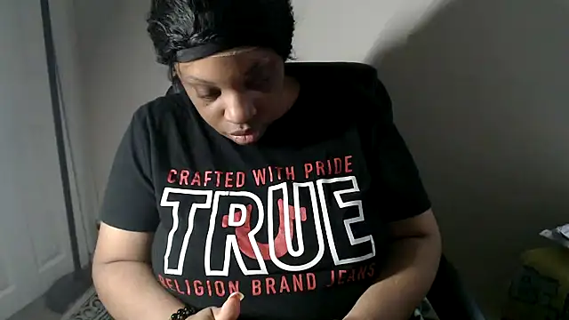 Sexymona1218 online show from 04/02/26, 10:16