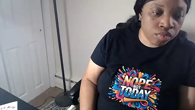 Sexymona1218 online show from 05/19/26, 05:20