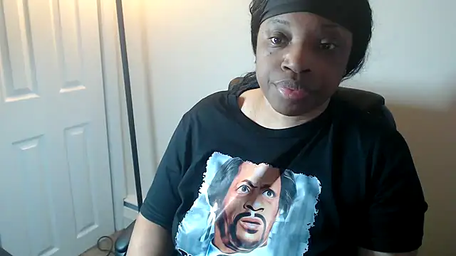 Sexymona1218 online show from 05/29/26, 09:48