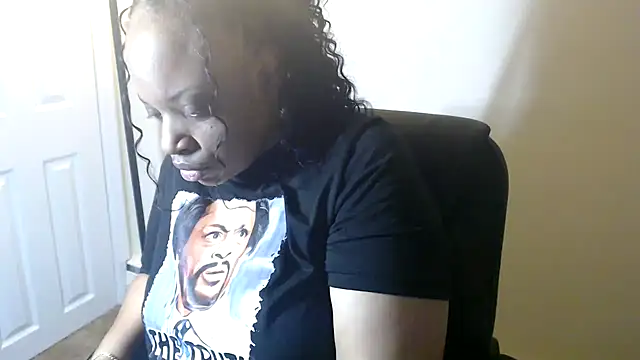Sexymona1218 online show from 06/18/26, 06:45