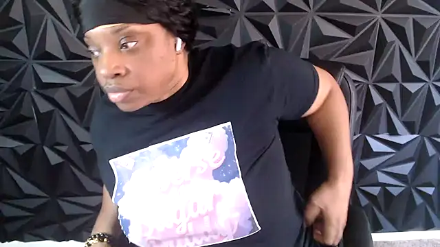 Sexymona1218 online show from 07/01/26, 02:06