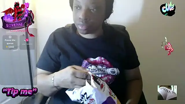 Sexymona1218 online show from 02/19/26, 09:50