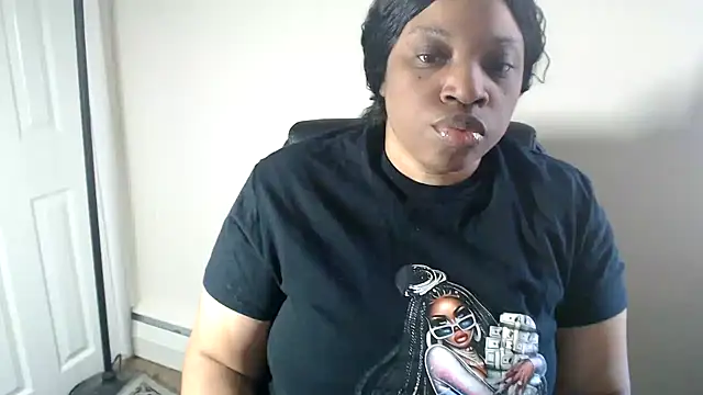 Sexymona1218 online show from 04/09/26, 06:25