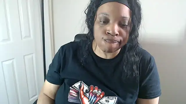 Sexymona1218 online show from 03/20/26, 06:42