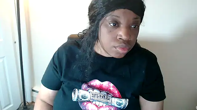 Sexymona1218 online show from 04/13/26, 01:09