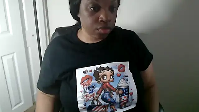 Sexymona1218 online show from 07/05/26, 10:27