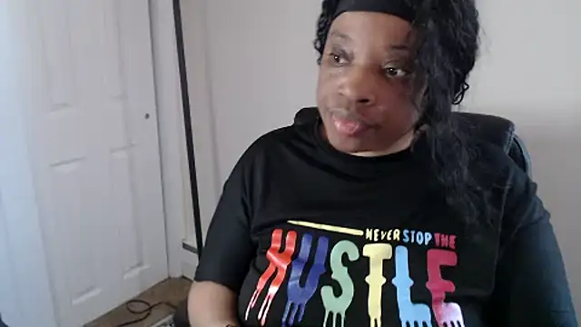 Sexymona1218 online show from 06/04/26, 04:44