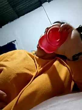 xandra252 online show from 04/04/26, 03:13